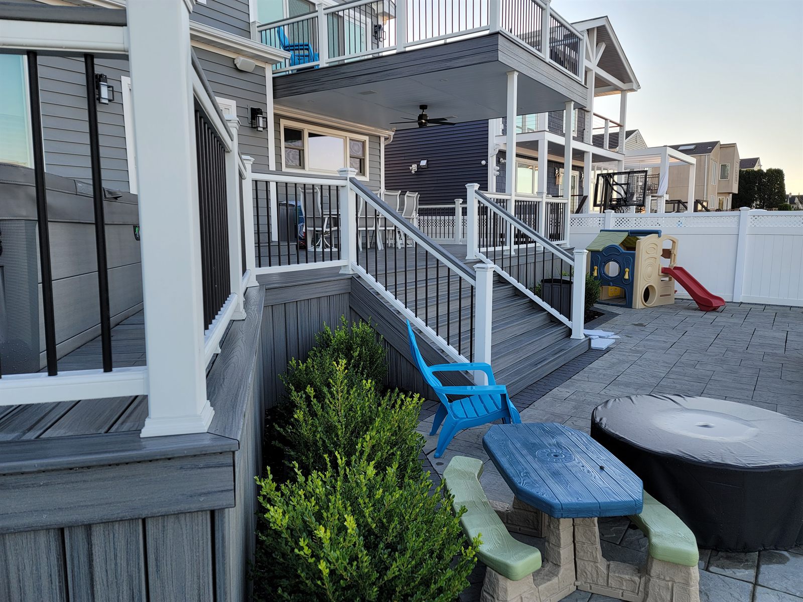 Custom deck built by Level Line in Bellmore, NY, view 6