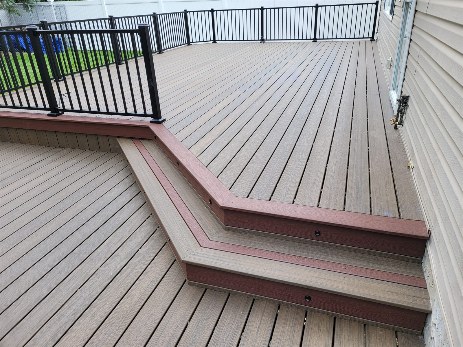 Custom deck built by Level Line in North Merrick, NY, view 4